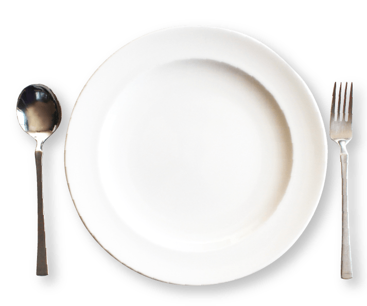 白い皿と、銀のスプーンとフォーク